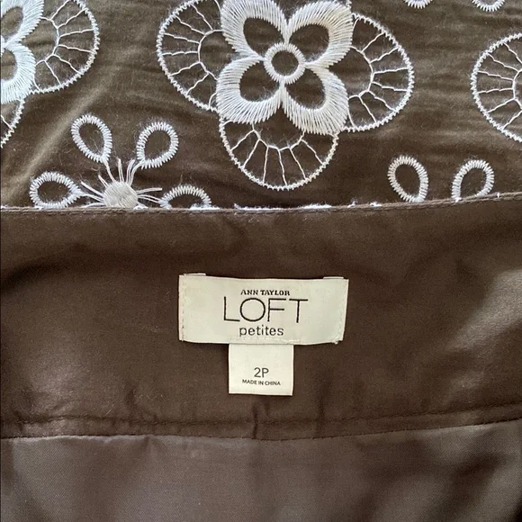 Loft Ann Taylor Chocolate Brown Mini Skirt with White Embroidered Floral Details - Picture 3 of 3